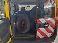 Personenauto - afbeelding 3 van  4