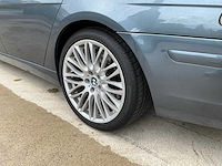 Personenauto - afbeelding 2 van  33