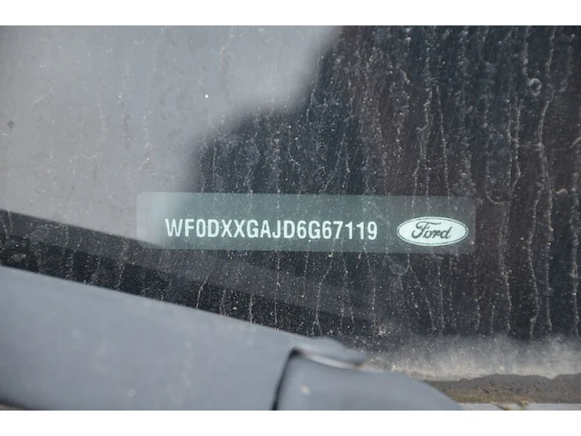 Personenwagen ford fiesta, type jd3, variant a9ja1, versie 5bdbkb, chassisnummer wf0dxxgajd6g67119, bouwjaar 12-12-2006 (2 sleutels, boorddocumanten: gelijkvormigheidsattest) (voertuig rijdt) - afbeelding 17 van  35
