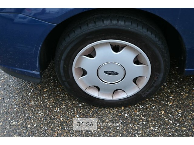 Personenwagen ford focus - afbeelding 10 van  19