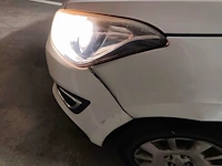 Personenwagen hyundai i20, type pbt, variant f5d101, versie m65az1, chassisnummer nlhbb51padz200536, bouwjaar 25-03-2013 (1 sleutel, boorddocumenten: inschrijvingsbewijs deel 1 en gelijkvormigheidsattest) (veel schade aan carosserie, band plat, voertuig s - afbeelding 35 van  36