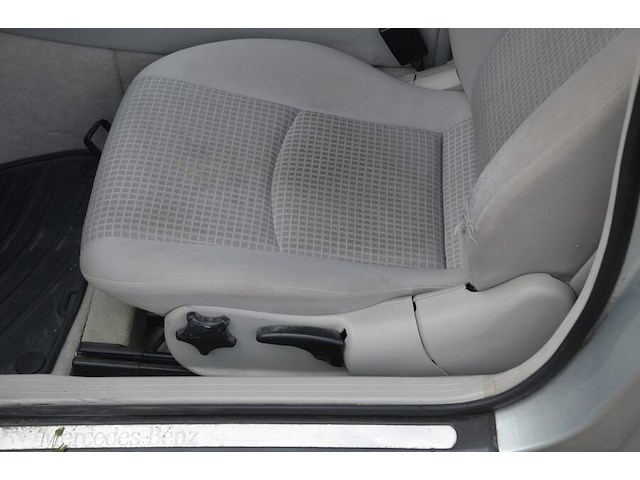 Personenwagen mercedes c180, type 203cl, variant r846k0, versie lhaaa402, ch.nr. wdb2037461a65287, bouwjaar 03-05-2004 (sleutel, alle boorddocumenten) (1) - afbeelding 6 van  40