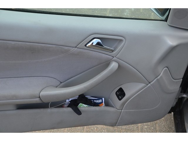 Personenwagen mercedes c180, type 203cl, variant r846k0, versie lhaaa402, ch.nr. wdb2037461a65287, bouwjaar 03-05-2004 (sleutel, alle boorddocumenten) (1) - afbeelding 7 van  40