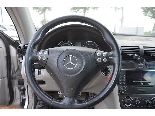 Personenwagen mercedes c180, type 203cl, variant r846k0, versie lhaaa402, ch.nr. wdb2037461a65287, bouwjaar 03-05-2004 (sleutel, alle boorddocumenten) (1) - afbeelding 11 van  40