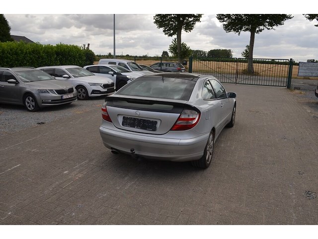 Personenwagen mercedes c180, type 203cl, variant r846k0, versie lhaaa402, ch.nr. wdb2037461a65287, bouwjaar 03-05-2004 (sleutel, alle boorddocumenten) (1) - afbeelding 32 van  40