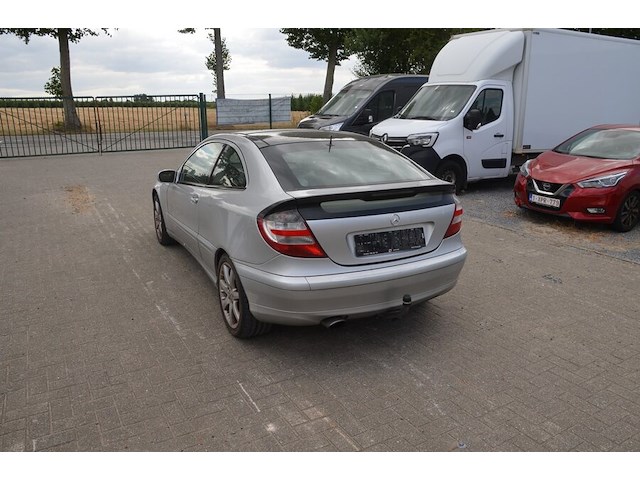 Personenwagen mercedes c180, type 203cl, variant r846k0, versie lhaaa402, ch.nr. wdb2037461a65287, bouwjaar 03-05-2004 (sleutel, alle boorddocumenten) (1) - afbeelding 35 van  40