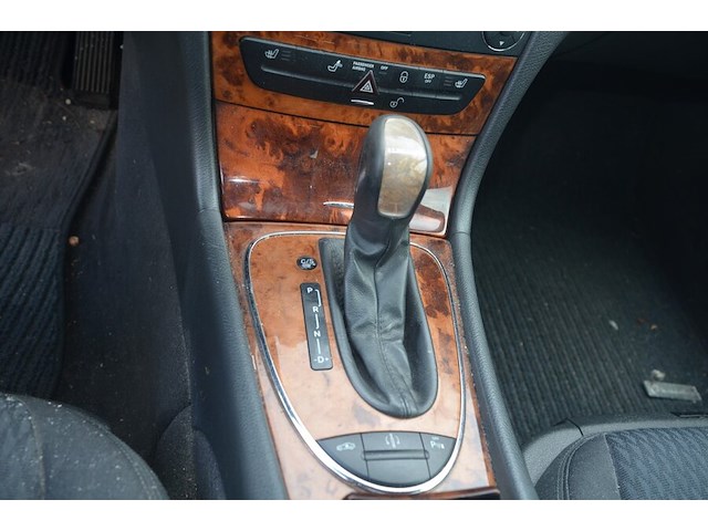 Personenwagen mercedes e220 cdi, type 211, variant u00cf0, variant tdaaa510, ch.nr. wdb2110061a407241, bouwjaar 23-09-2003 (sleutel, inschrijvingsbewijs deel i en gelijkvormigheidsattest) - afbeelding 9 van  30