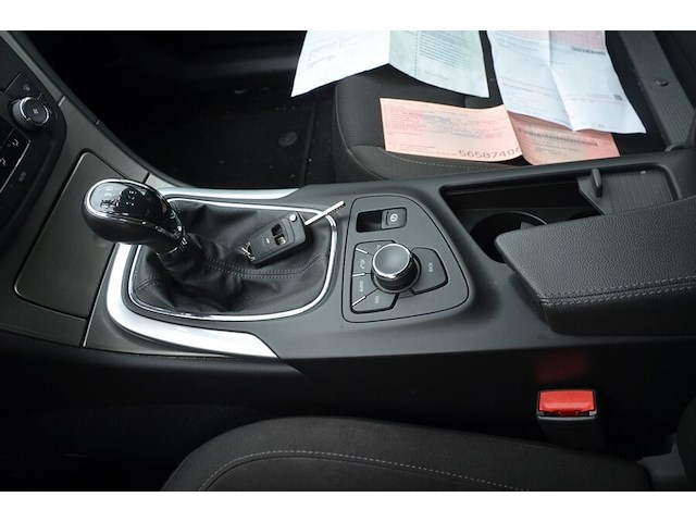 Personenwagen opel insignia , type og-a, variant bc11, versie 1a01a2akfge5, chassisnummer wolgm5ec8a1074022 , bouwjaar 06-04-2010 (sleutel, alle boorddocumenten) start niet, batterij leeg - afbeelding 2 van  30