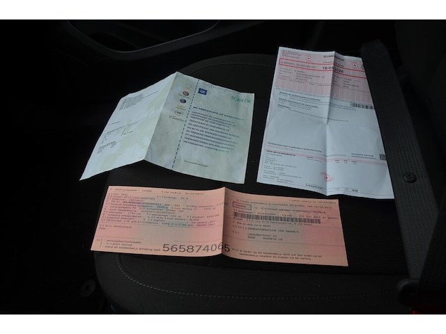 Personenwagen opel insignia , type og-a, variant bc11, versie 1a01a2akfge5, chassisnummer wolgm5ec8a1074022 , bouwjaar 06-04-2010 (sleutel, alle boorddocumenten) start niet, batterij leeg - afbeelding 5 van  30