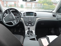 Personenwagen opel insignia , type og-a, variant bc11, versie 1a01a2akfge5, chassisnummer wolgm5ec8a1074022 , bouwjaar 06-04-2010 (sleutel, alle boorddocumenten) start niet, batterij leeg - afbeelding 25 van  30