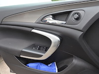 Personenwagen opel insignia , type og-a, variant bc11, versie 1a01a2akfge5, chassisnummer wolgm5ec8a1074022 , bouwjaar 06-04-2010 (sleutel, alle boorddocumenten) start niet, batterij leeg - afbeelding 28 van  30