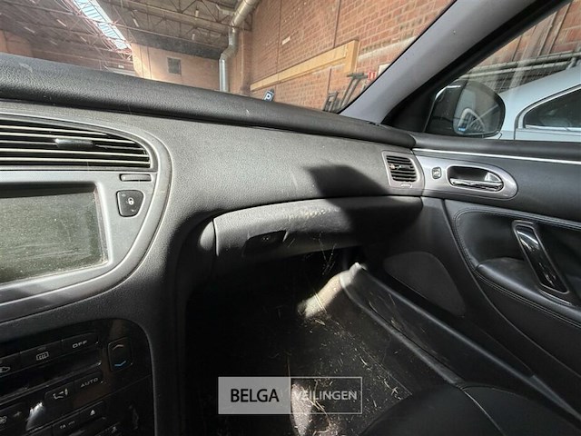 Personenwagen peugeot 607 - afbeelding 2 van  30