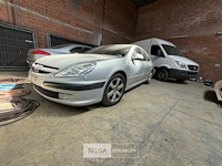 Personenwagen peugeot 607