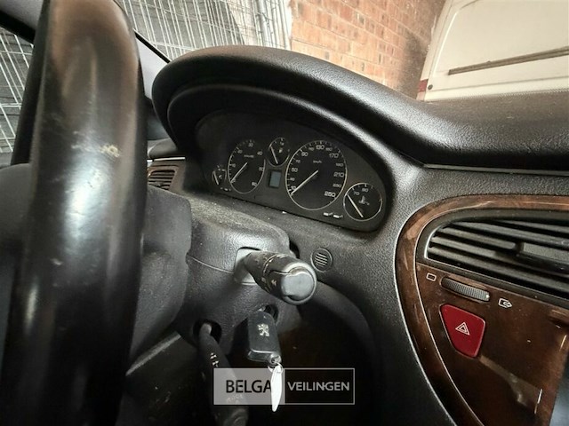 Personenwagen peugeot 607 - afbeelding 15 van  20