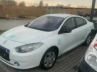 Personenwagen renault sedan - afbeelding 12 van  21