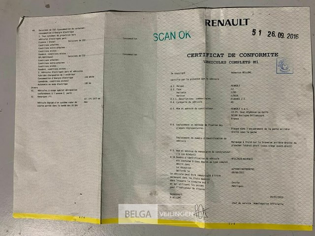 Personenwagen renault sedan - afbeelding 18 van  21