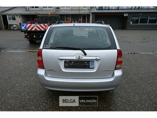 Personenwagen toyota corolla - afbeelding 4 van  17