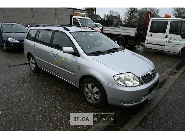 Personenwagen toyota corolla - afbeelding 1 van  17
