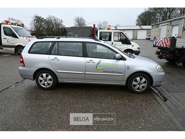 Personenwagen toyota corolla - afbeelding 10 van  17