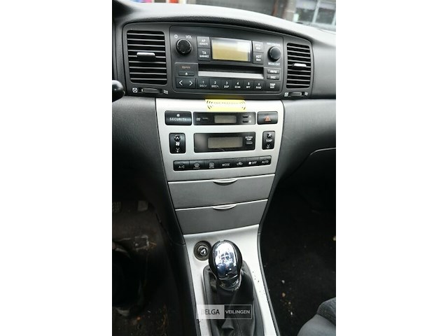 Personenwagen toyota corolla - afbeelding 12 van  17