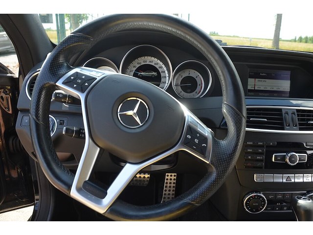 Personenwagn mercedes coupe c220 cdi, chassisnummer wdd2043021g151210, bouwjaar 27-05-2013 (1 sleutel, geen boorddocumenten) - afbeelding 15 van  38