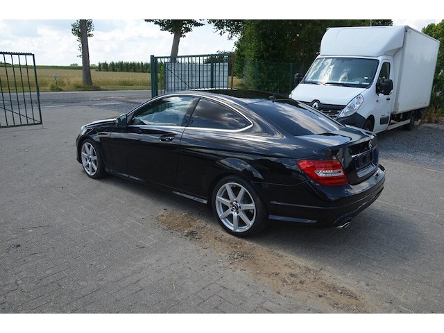 Personenwagn mercedes coupe c220 cdi, chassisnummer wdd2043021g151210, bouwjaar 27-05-2013 (1 sleutel, geen boorddocumenten) - afbeelding 33 van  38