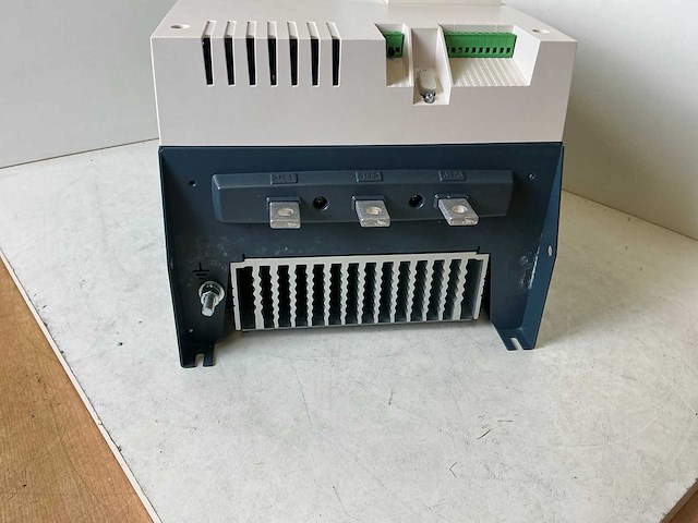 Peter electronic versistart i iii vs i iii 525-220 c1 frequentieregelaar - afbeelding 5 van  8