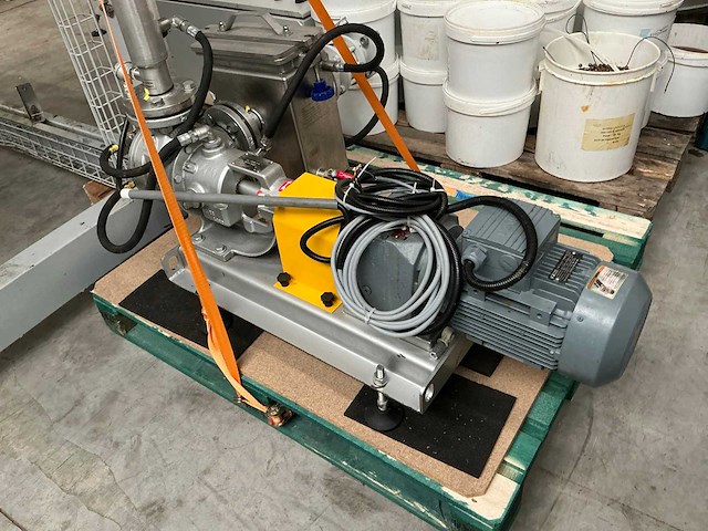 Petroland kl 4262 f1b opvoerpomp - afbeelding 4 van  10