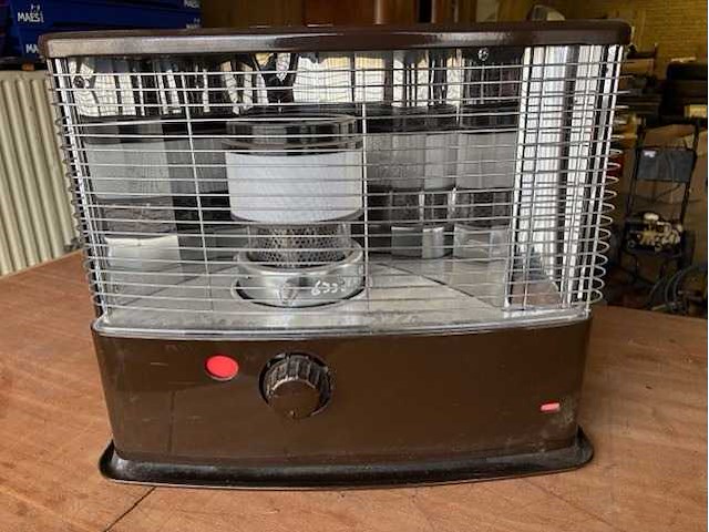 Petroleumkachel - afbeelding 1 van  5