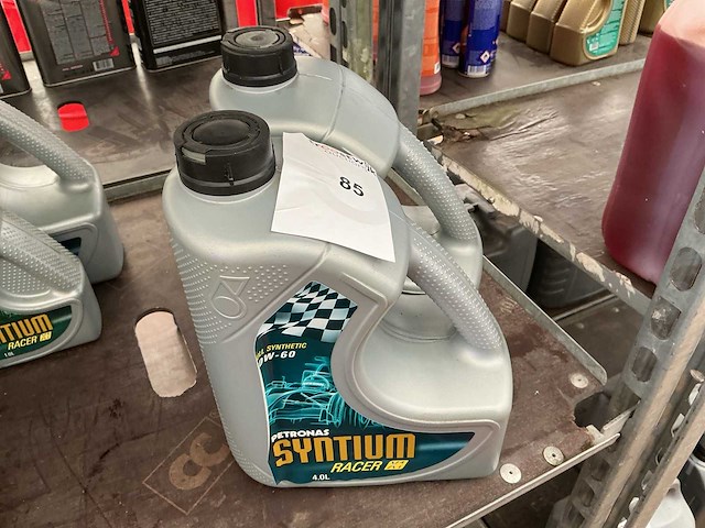 Petronas,inhoud 8 liter 10w 60 vol synthetische motorolie - afbeelding 1 van  1