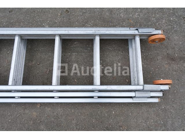 Petry 3x16 aluminium drievoudige ladder - afbeelding 1 van  8