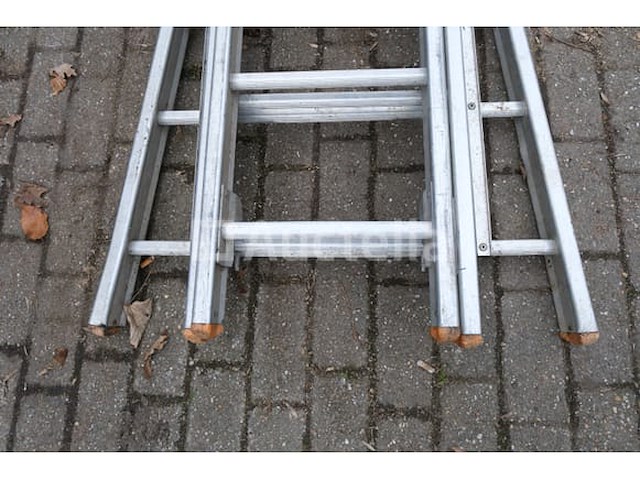 Petry 3x16 aluminium drievoudige ladder - afbeelding 5 van  8