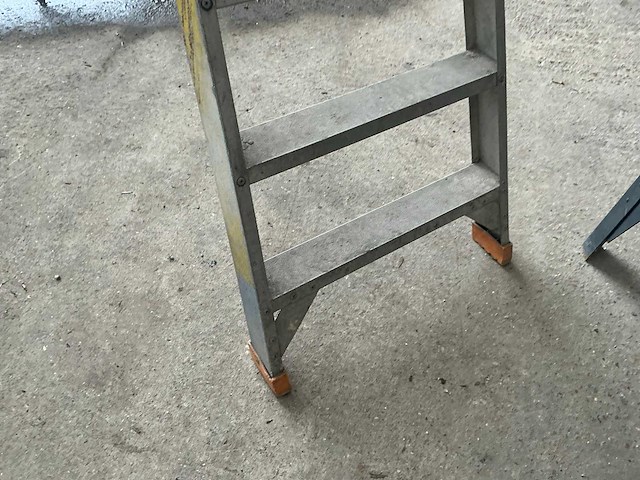 Petry aluminium trapladder - afbeelding 2 van  4