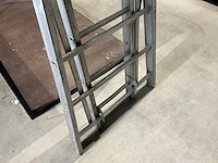 Petry ladder - afbeelding 3 van  4