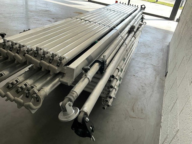 Petry rolsteiger - afbeelding 9 van  12