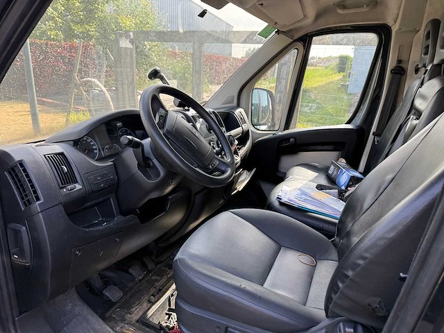 Peugeot - 16-07-2014 - boxer - bestelwagen - personenauto - afbeelding 7 van  21