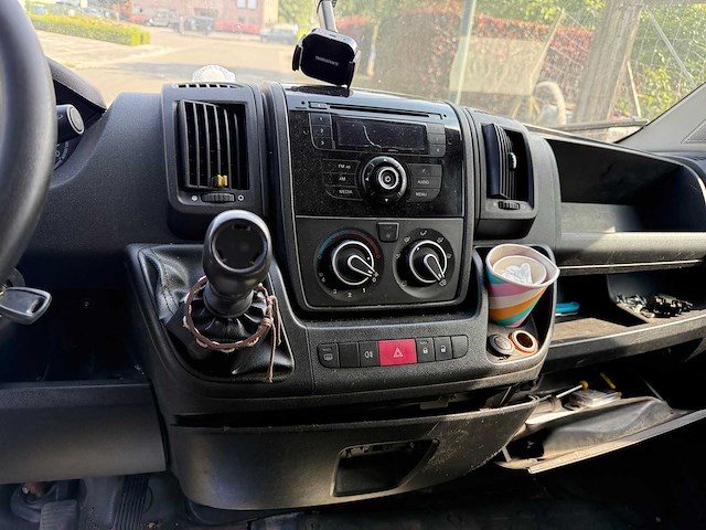 Peugeot - 16-07-2014 - boxer - bestelwagen - personenauto - afbeelding 9 van  21