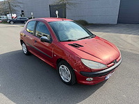 Peugeot - 2003 - 206 - personenauto - afbeelding 25 van  28