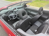 Peugeot - 2004 - 206 - cabrio - personenauto - afbeelding 15 van  28