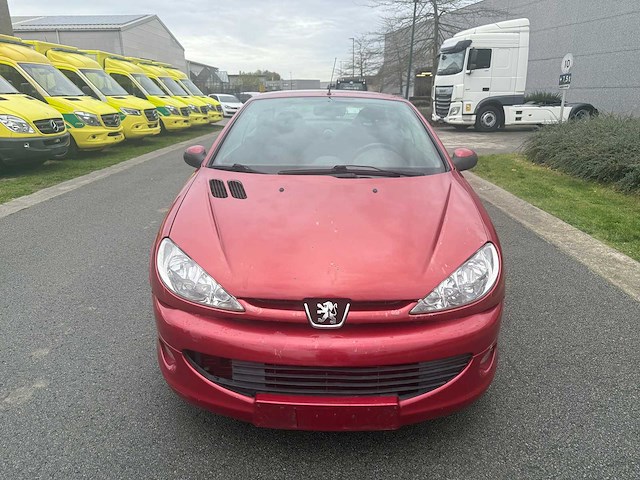 Peugeot - 2004 - 206 - cabrio - personenauto - afbeelding 26 van  28