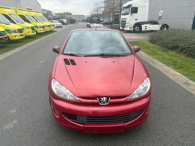 Peugeot - 2004 - 206 - cabrio - personenauto - afbeelding 10 van  28