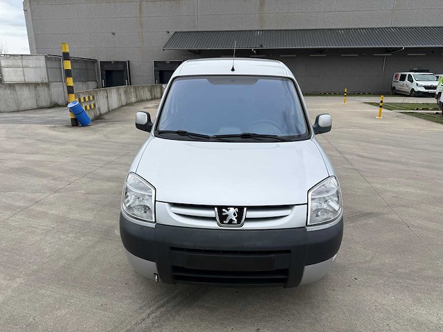 Peugeot - 2004 - partner - personen - personenauto - afbeelding 12 van  26
