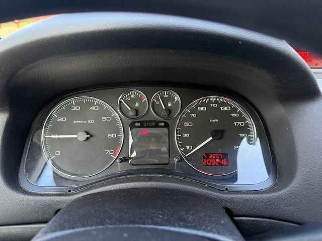 Peugeot - 2005 - 307 - personenauto - afbeelding 11 van  19