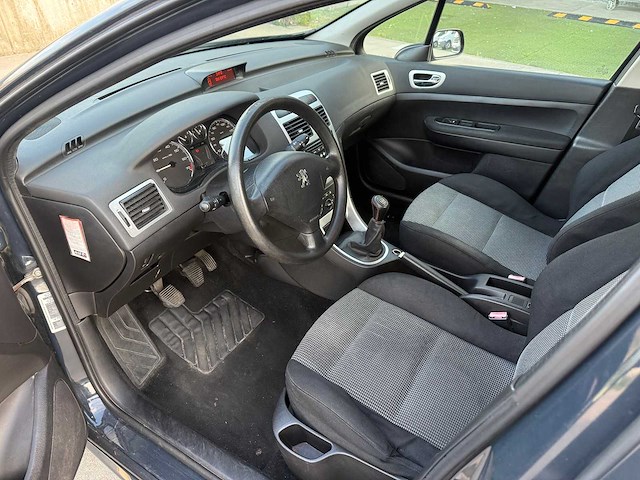 Peugeot - 2005 - 307 - personenauto - afbeelding 7 van  19
