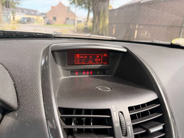 Peugeot - 2007 - 207 - 207 - personenauto - afbeelding 15 van  17