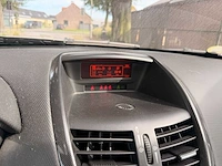 Peugeot - 2007 - 207 - 207 - personenauto - afbeelding 15 van  17