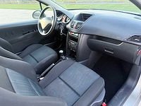 Peugeot - 2008 - 207 - hatback - personenauto - afbeelding 15 van  28