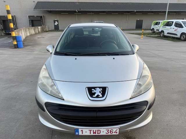 Peugeot - 2008 - 207 - hatback - personenauto - afbeelding 25 van  28