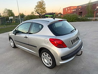 Peugeot - 2008 - 207 - hatback - personenauto - afbeelding 8 van  28