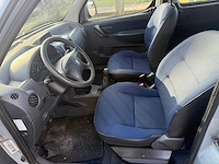 Peugeot - 2008 - partner - personenauto - afbeelding 15 van  27